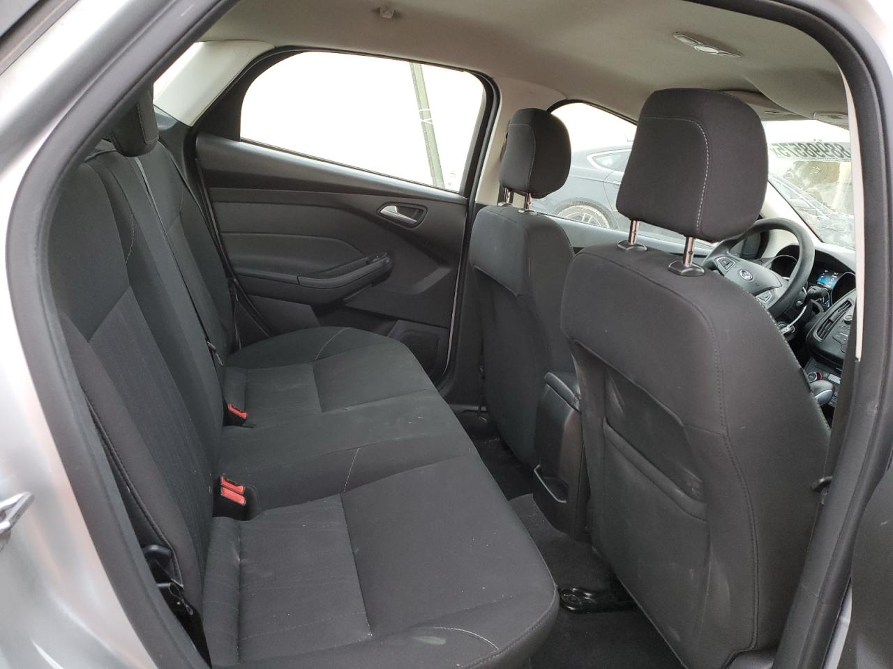 2018 Ford Focus - Image 10