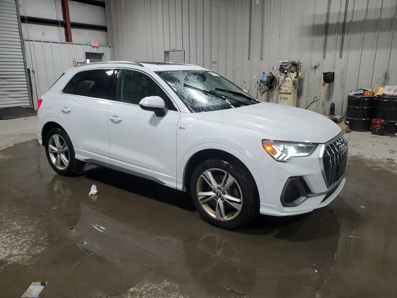 2020 Audi Q3 - Image 4