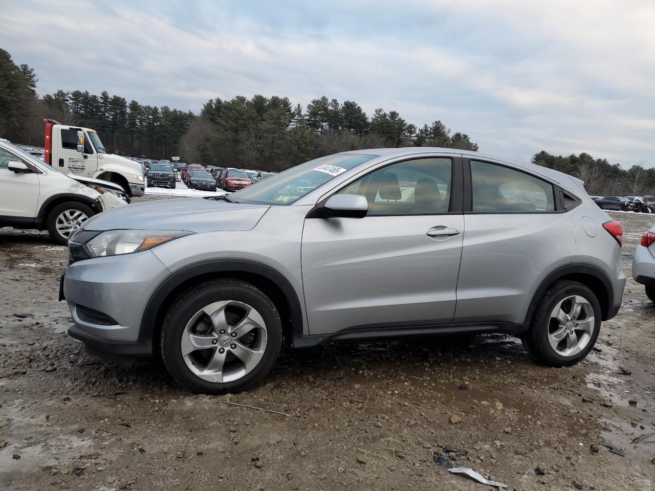 VIN 3CZRU6H32HM732646 2017 HONDA HR-V no.1