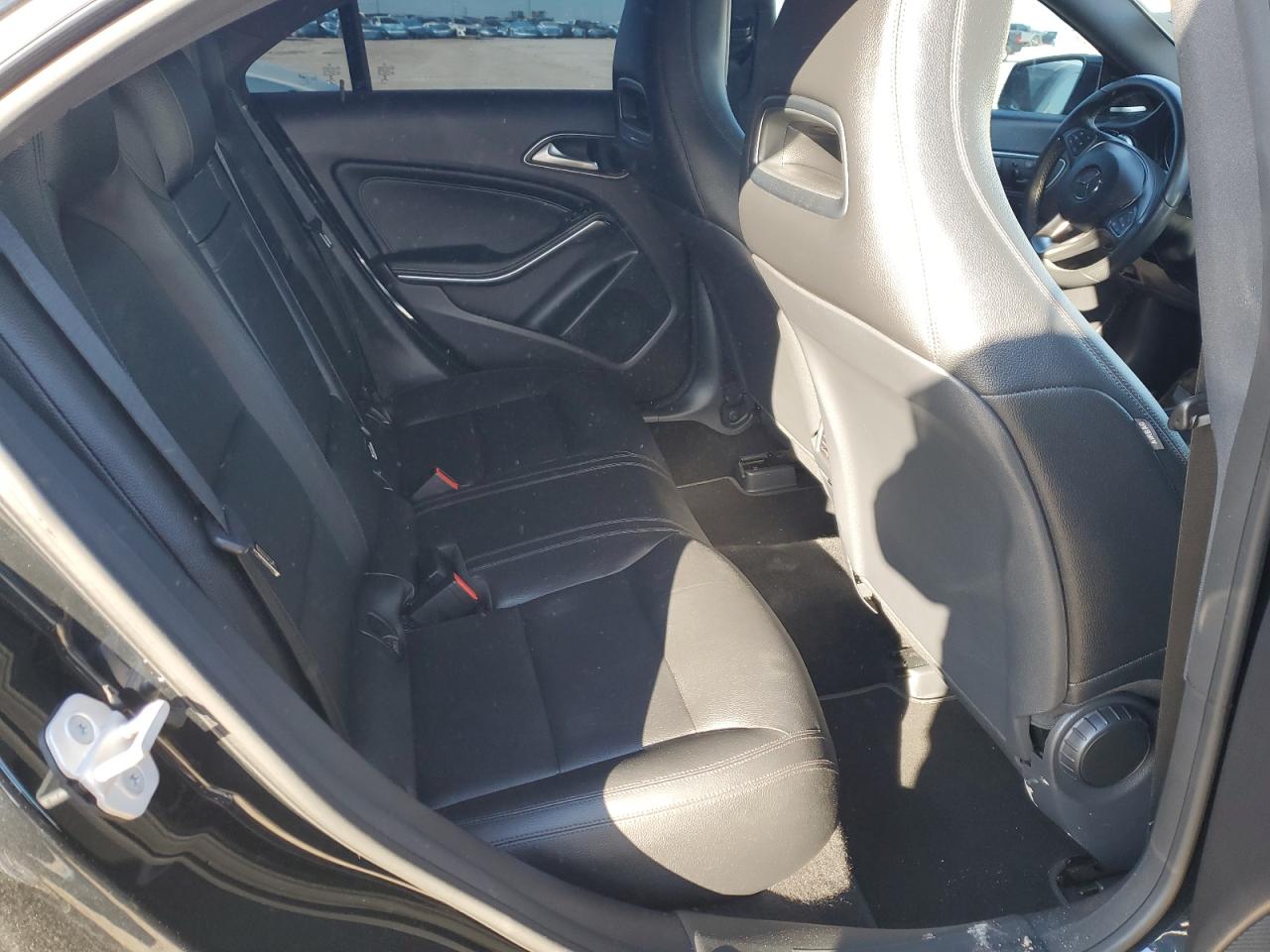 2015 Mercedes-Benz CLA-klasse - Image 10