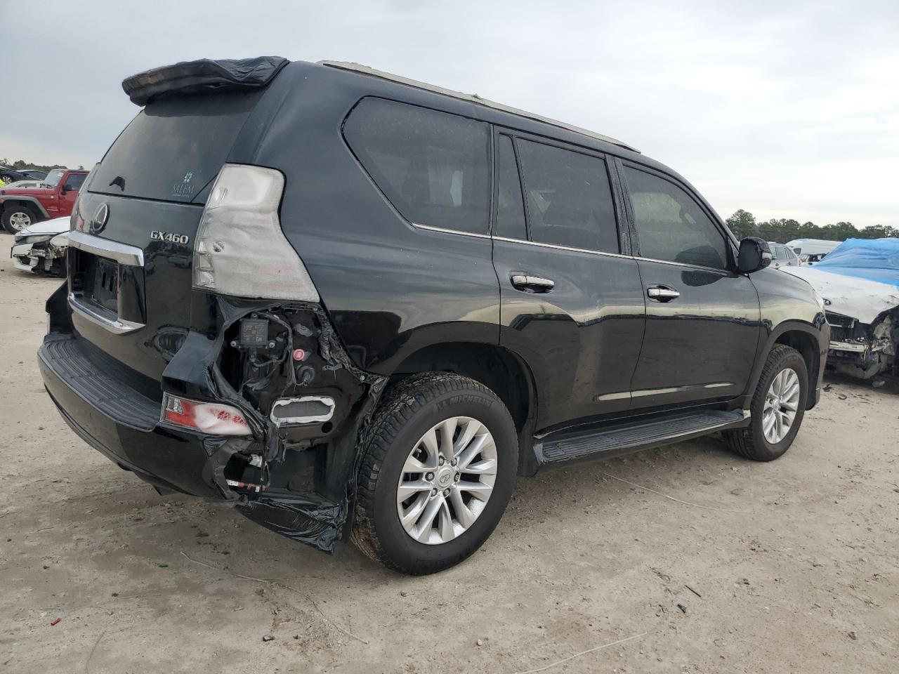 2023 Lexus GX - Image 3