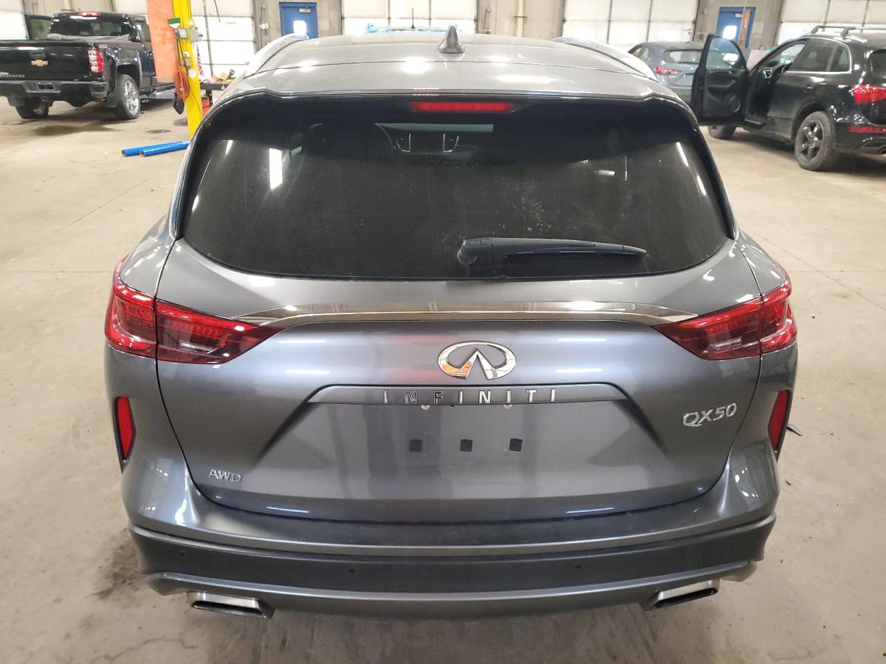 2021 Infiniti QX50 - Image 6