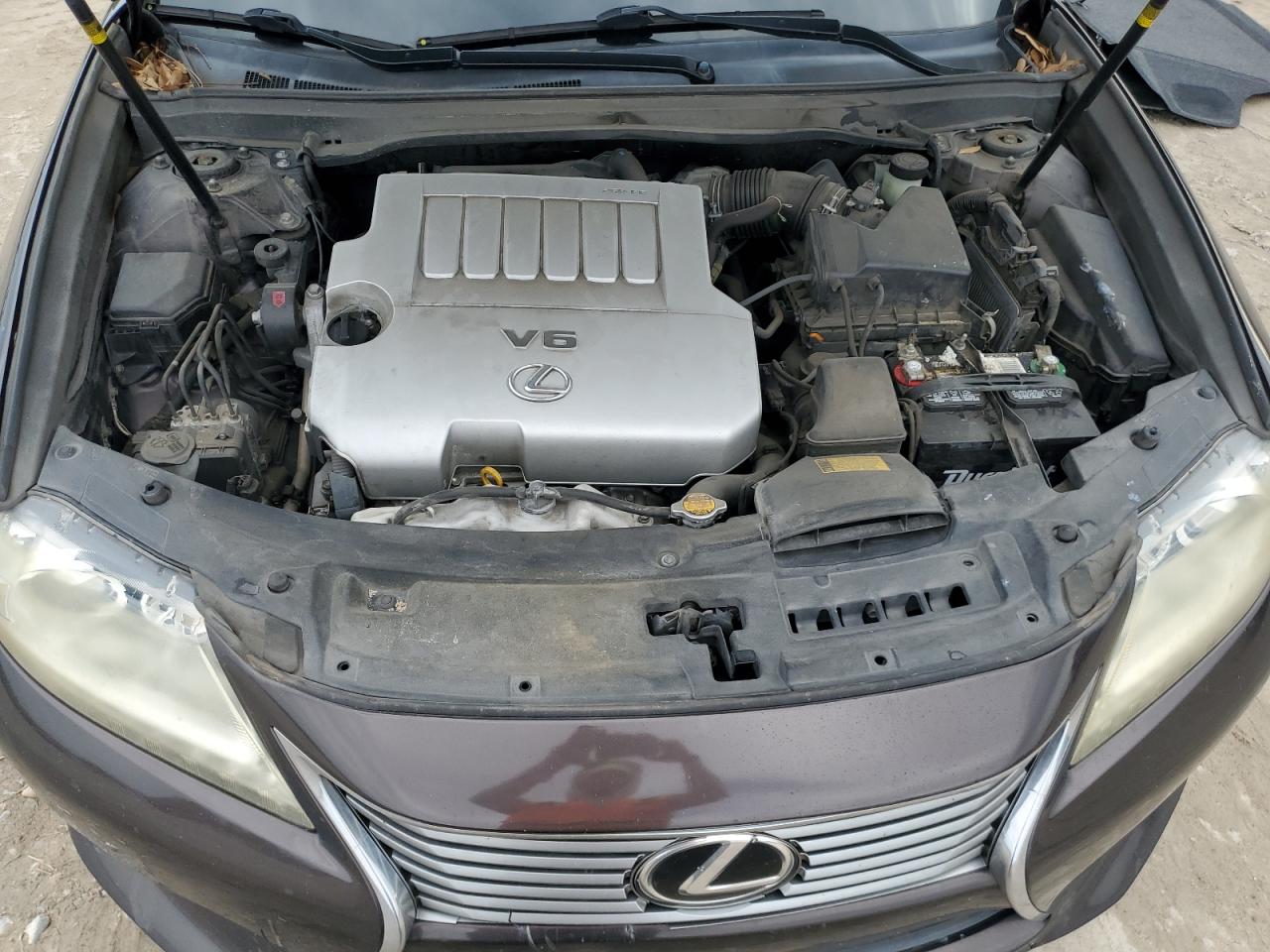 2014 Lexus ES - Image 12