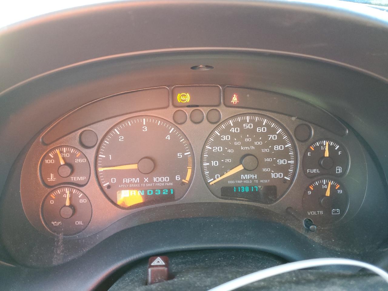 2002 Chevrolet S-10 Pickup - Image 9