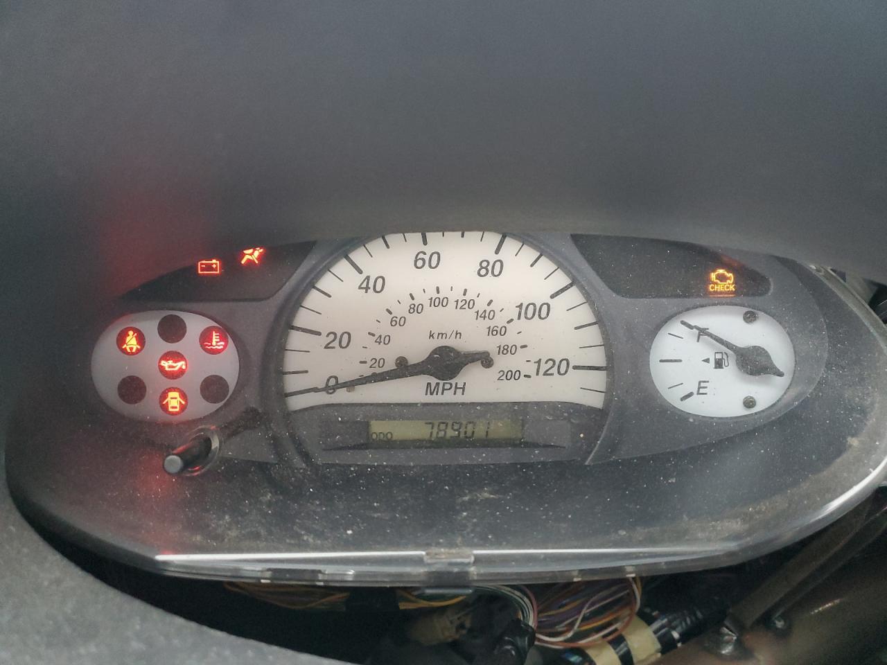 2002 Toyota Echo - Image 9