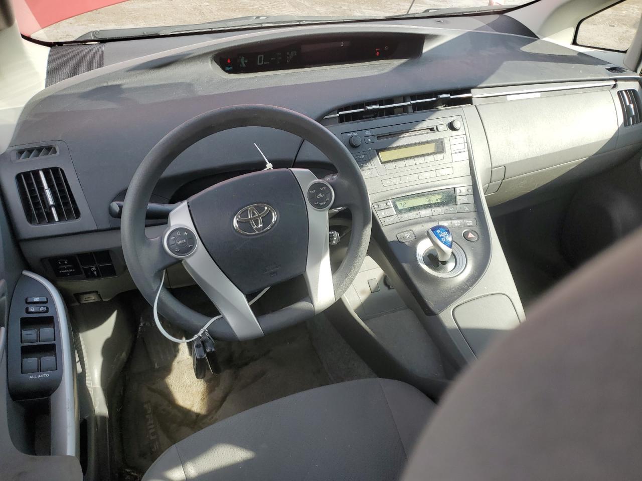 2010 Toyota Prius - Image 8