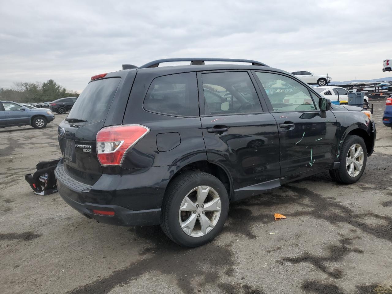 VIN JF2SJADC9GH508366 2016 SUBARU FORESTER no.3