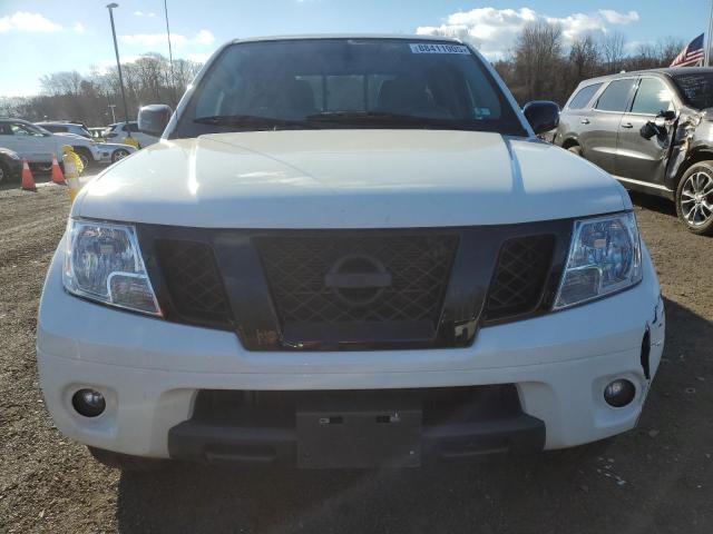  NISSAN FRONTIER 2021 White