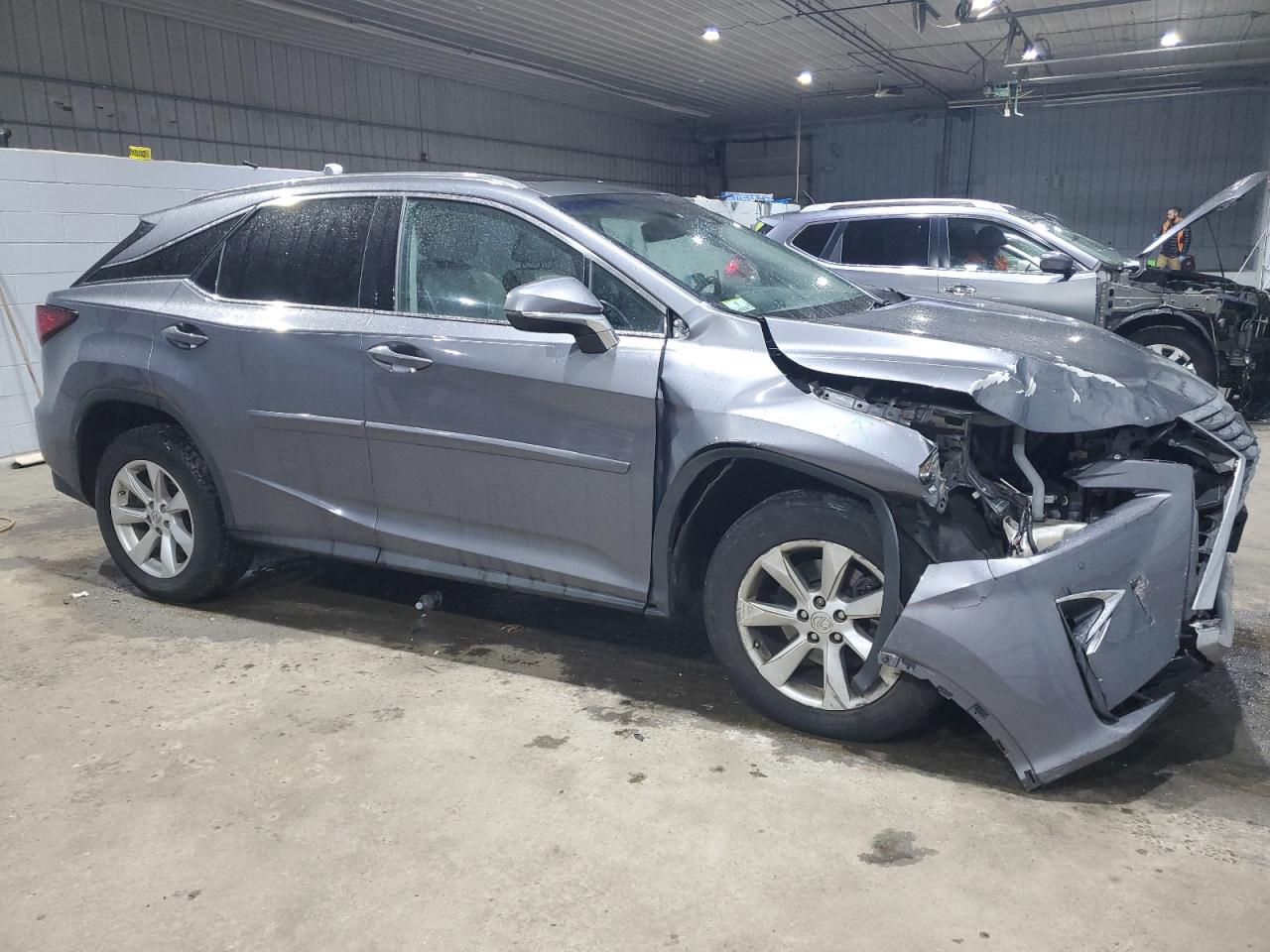 2017 Lexus RX - Image 4