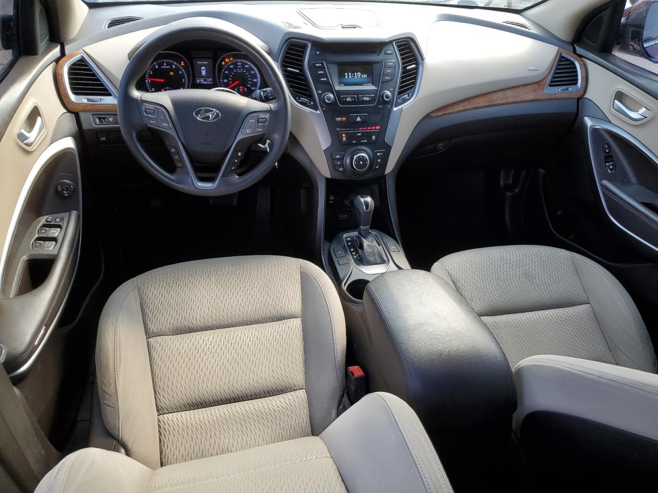 2016 Hyundai Santa Fe - Image 8
