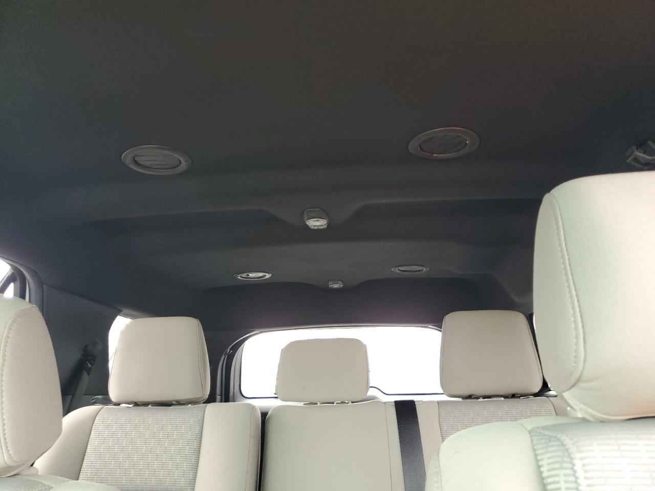 2014 Ford Explorer - Image 10