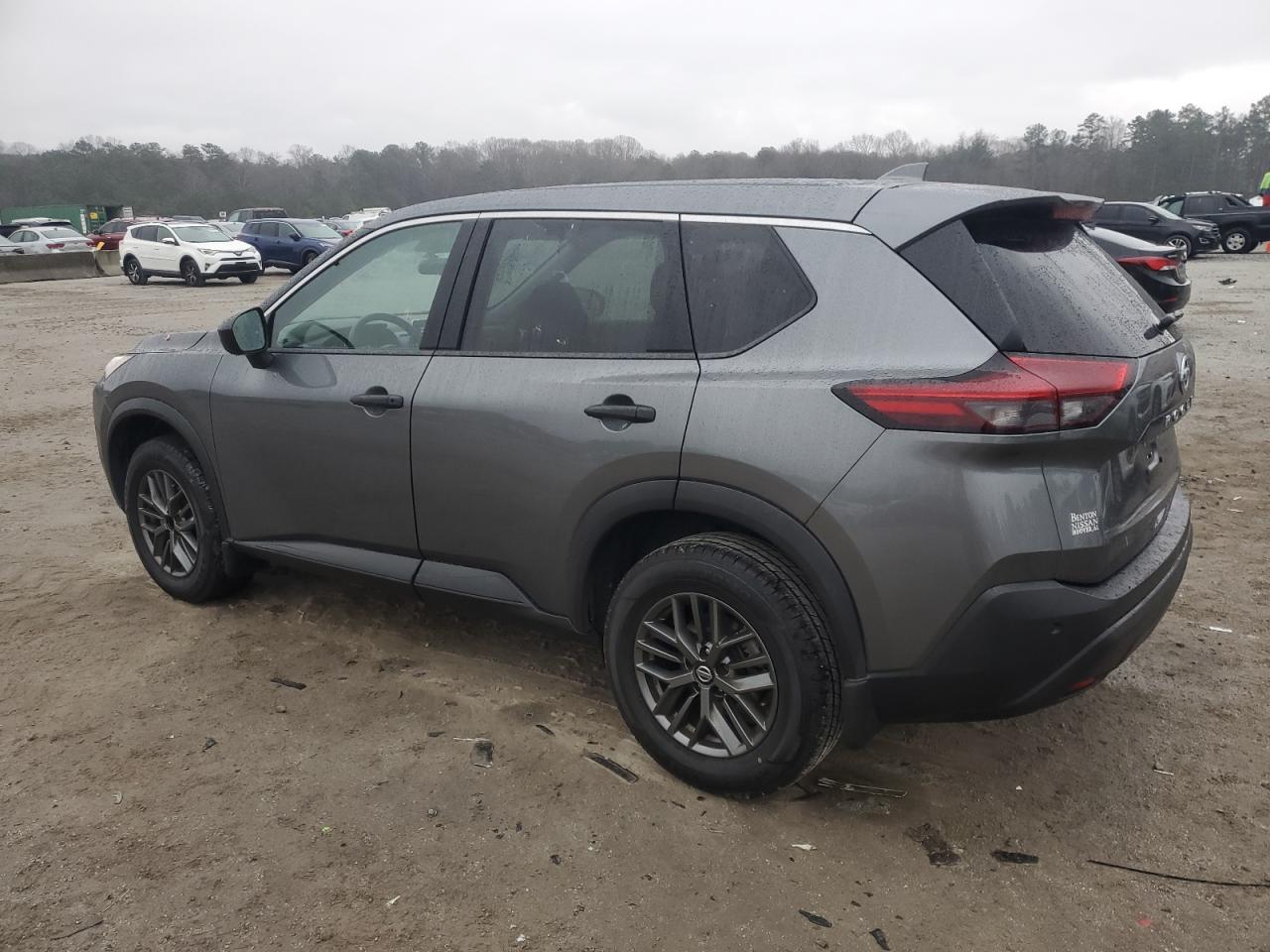 2021 Nissan Rogue - Image 2