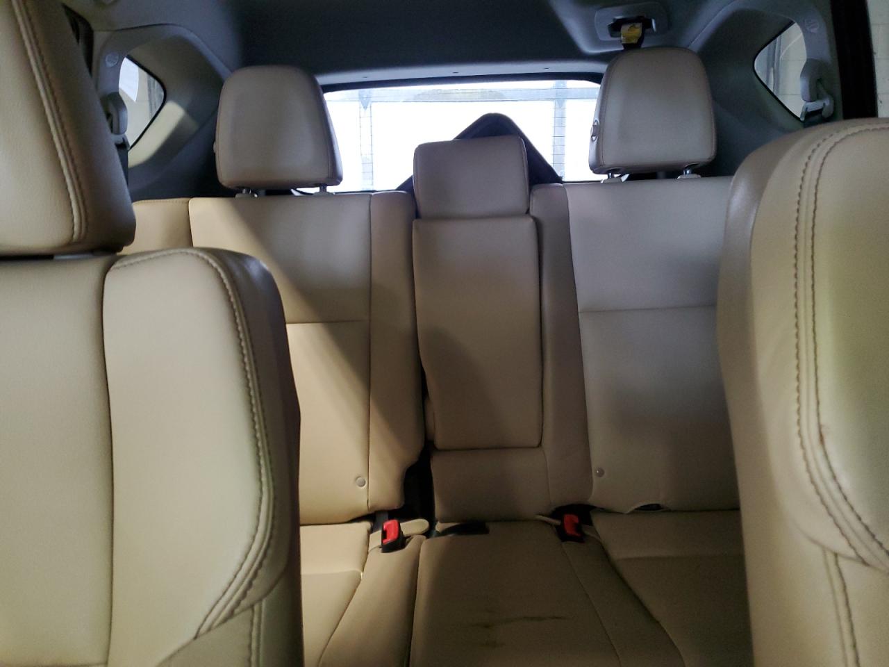 2013 Toyota RAV 4 - Image 10
