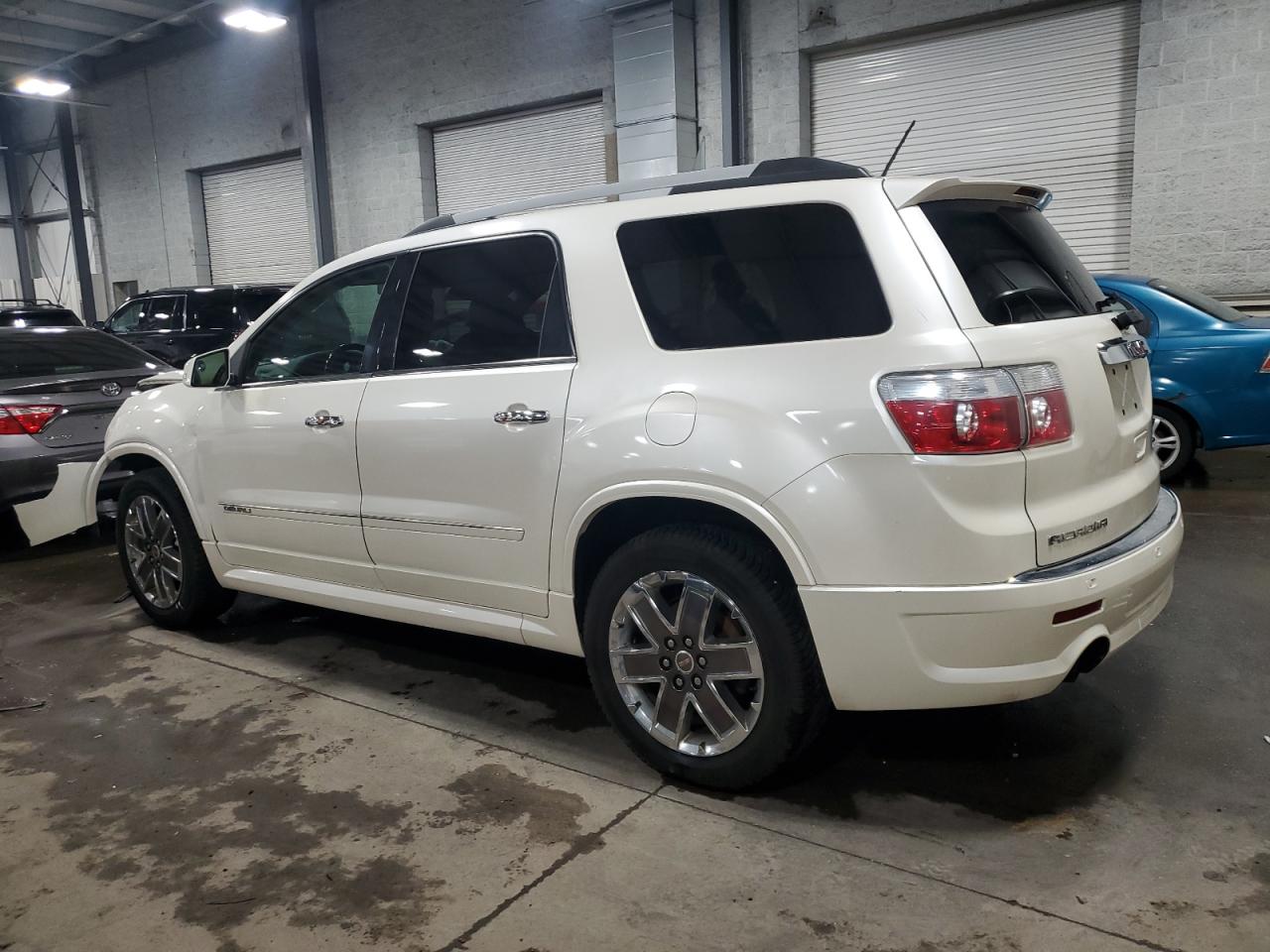 2012 GMC Acadia - Image 2
