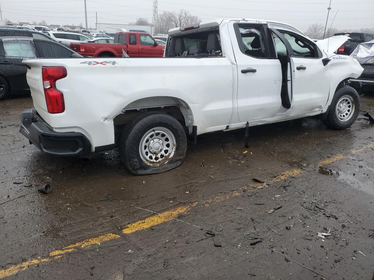 2020 Chevrolet Silverado - Image 3