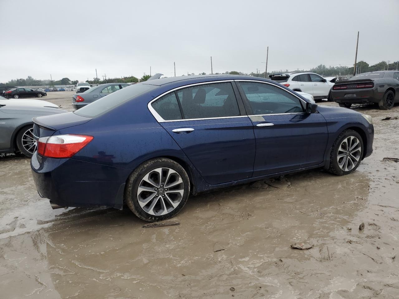 2015 Honda Accord - Image 3