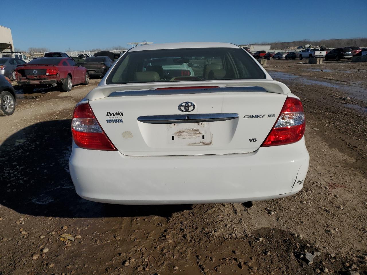 2003 Toyota Camry Le VIN: 4T1BF32K73U039541 Lot: 42924075