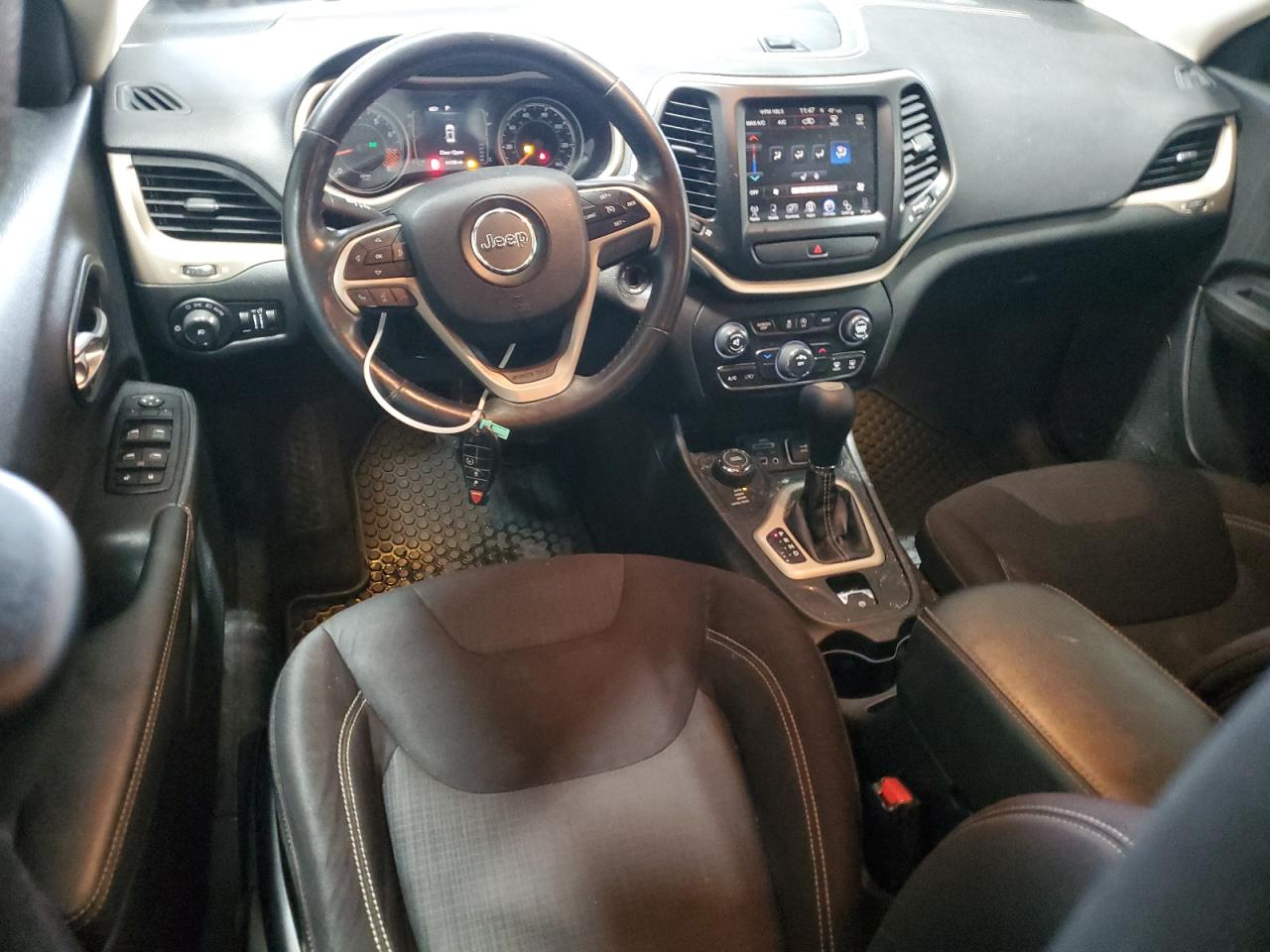 2015 Jeep Grand Cherokee - Image 8