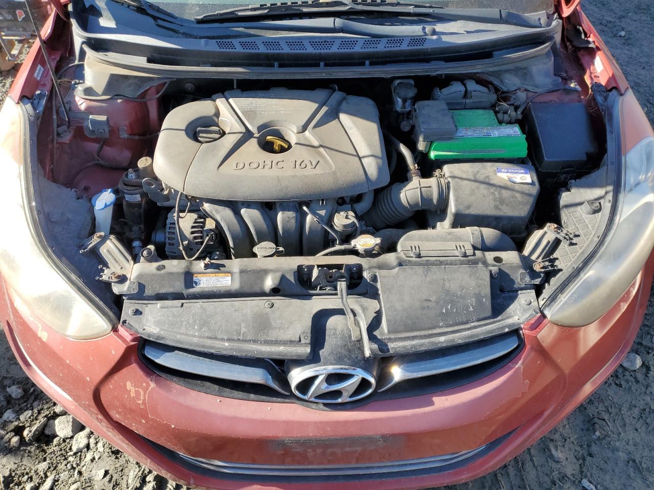 2011 Hyundai Elantra - Image 11