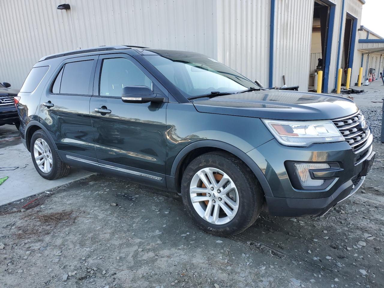 2016 Ford Explorer - Image 4