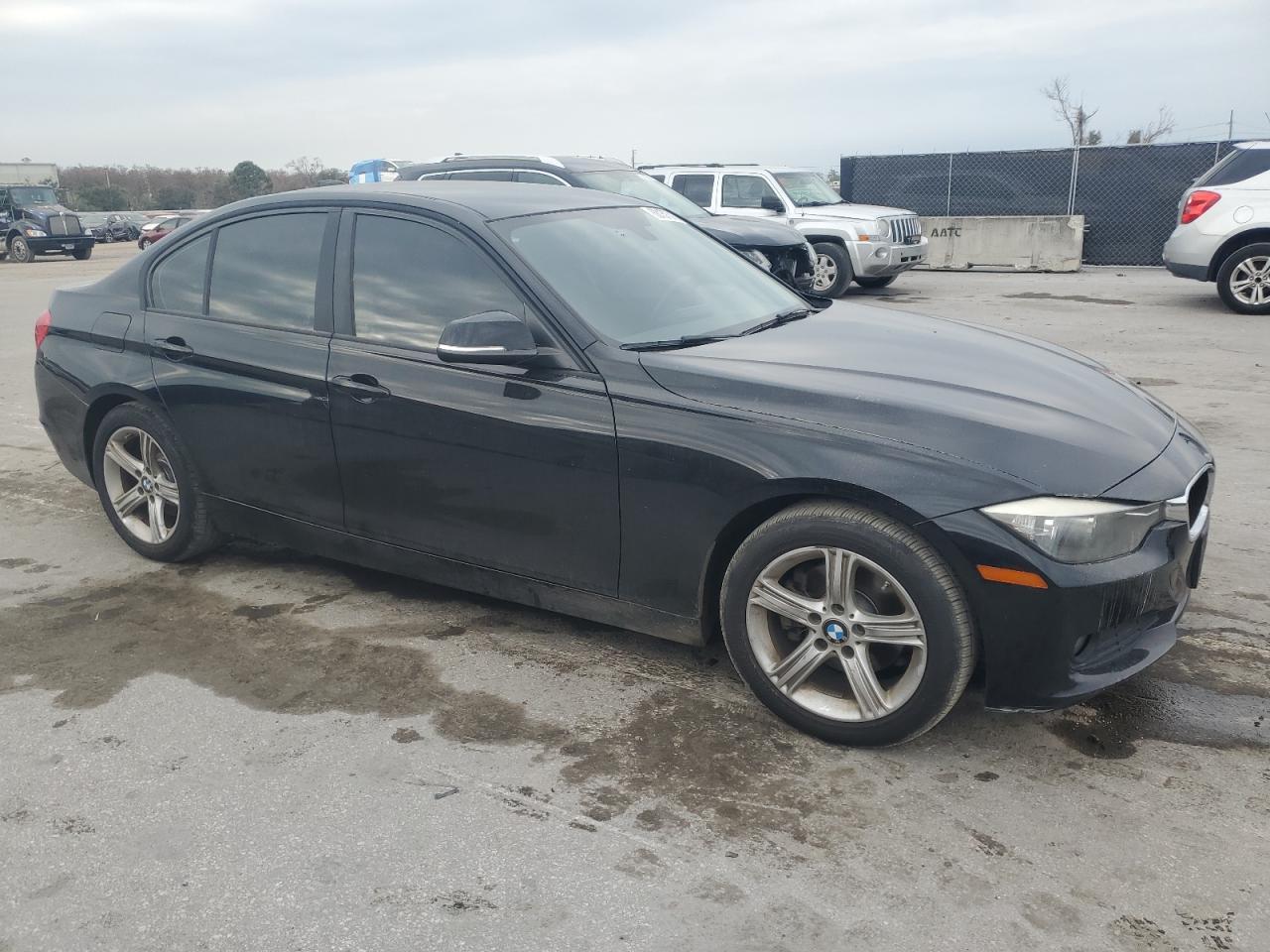 VIN WBA3B1C59FP831885 2015 BMW 3 SERIES no.4