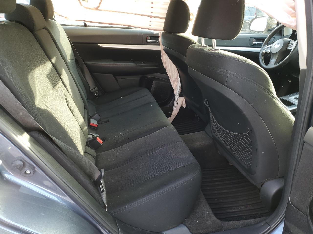 2014 Subaru Outback - Image 11