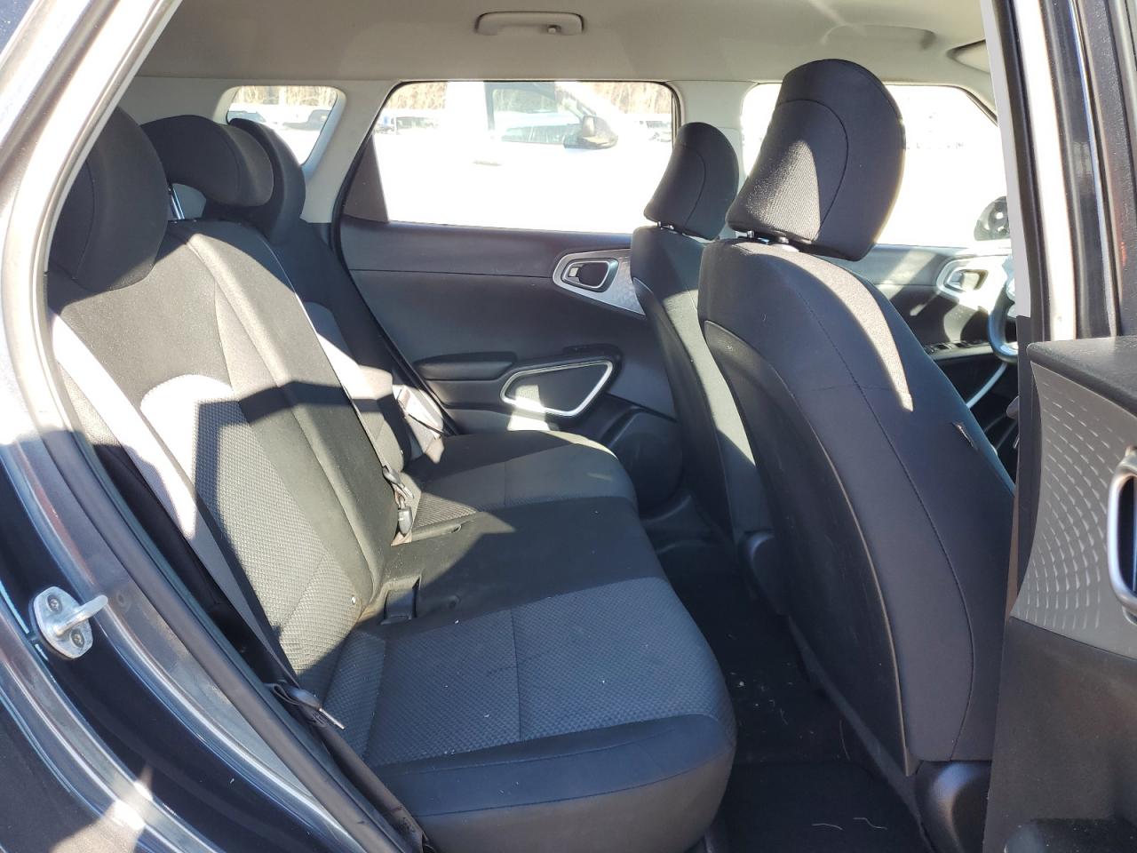 2021 Kia Soul - Image 11