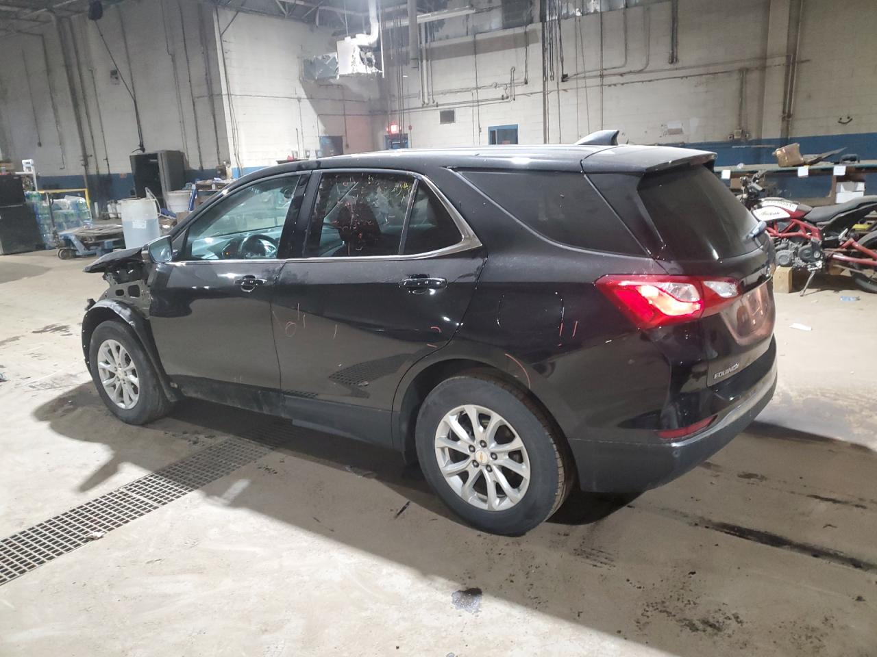 2019 Chevrolet Equinox - Image 2
