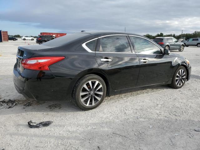  NISSAN ALTIMA 2016 Czarny