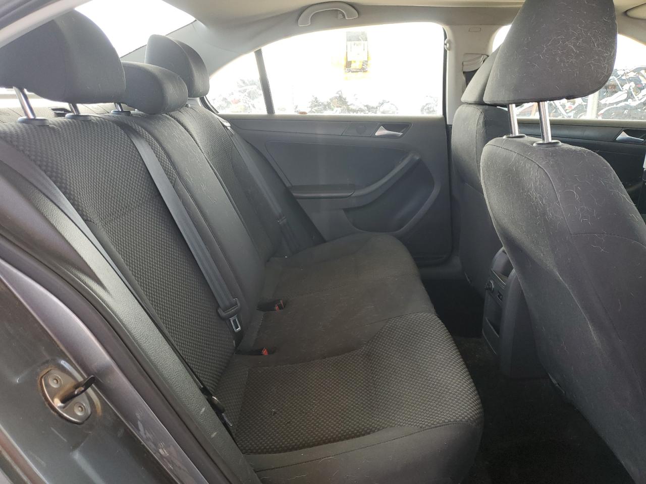 2014 Volkswagen Jetta - Image 10