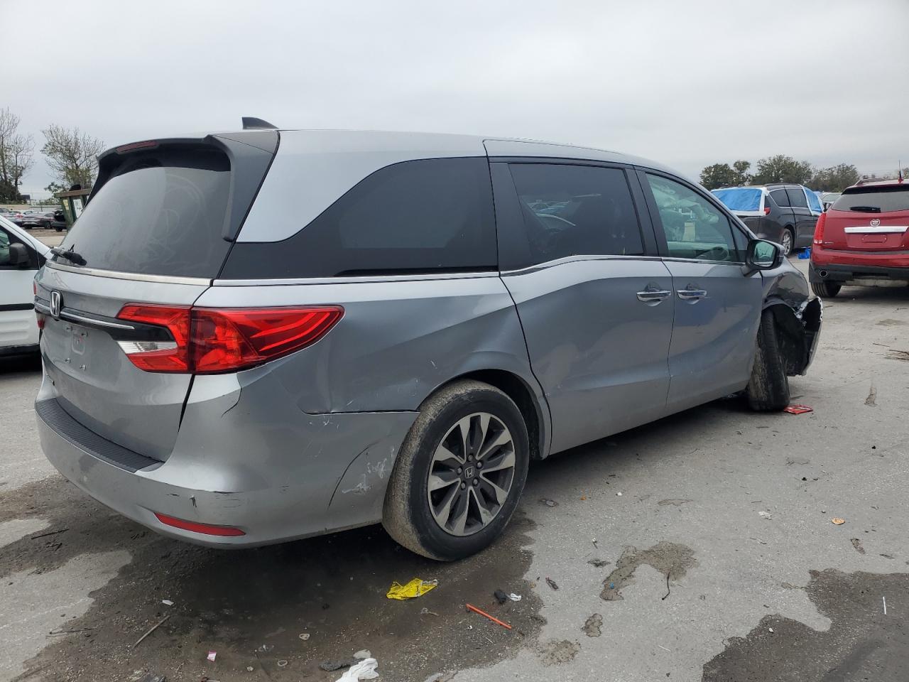 2022 Honda Odyssey - Image 3
