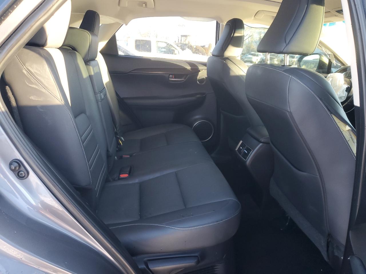2015 Lexus NX - Image 11