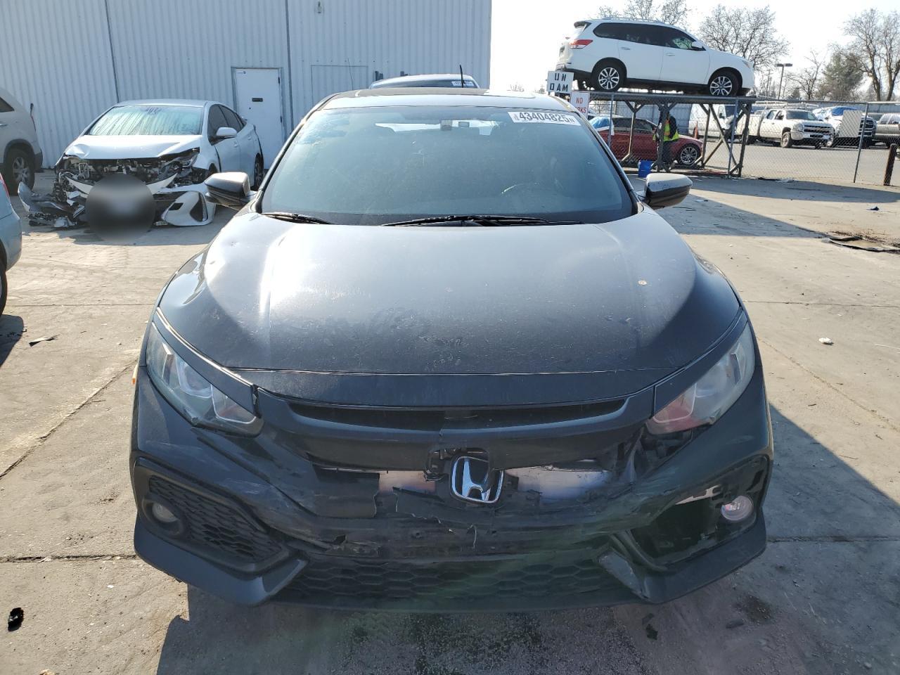 2018 Honda Civic - Image 5