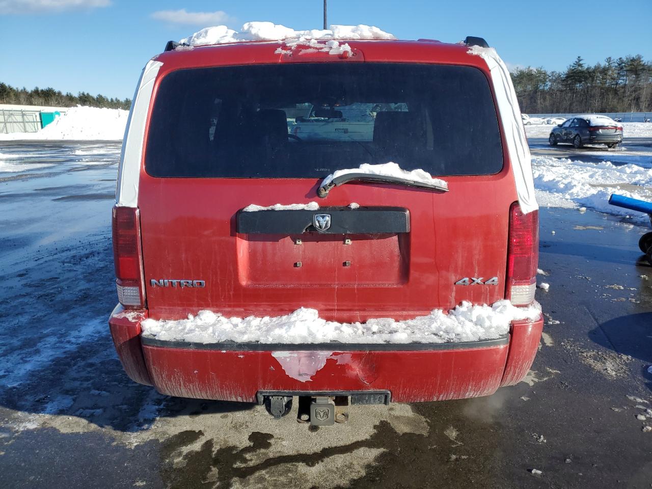 2008 Dodge Nitro - Image 6