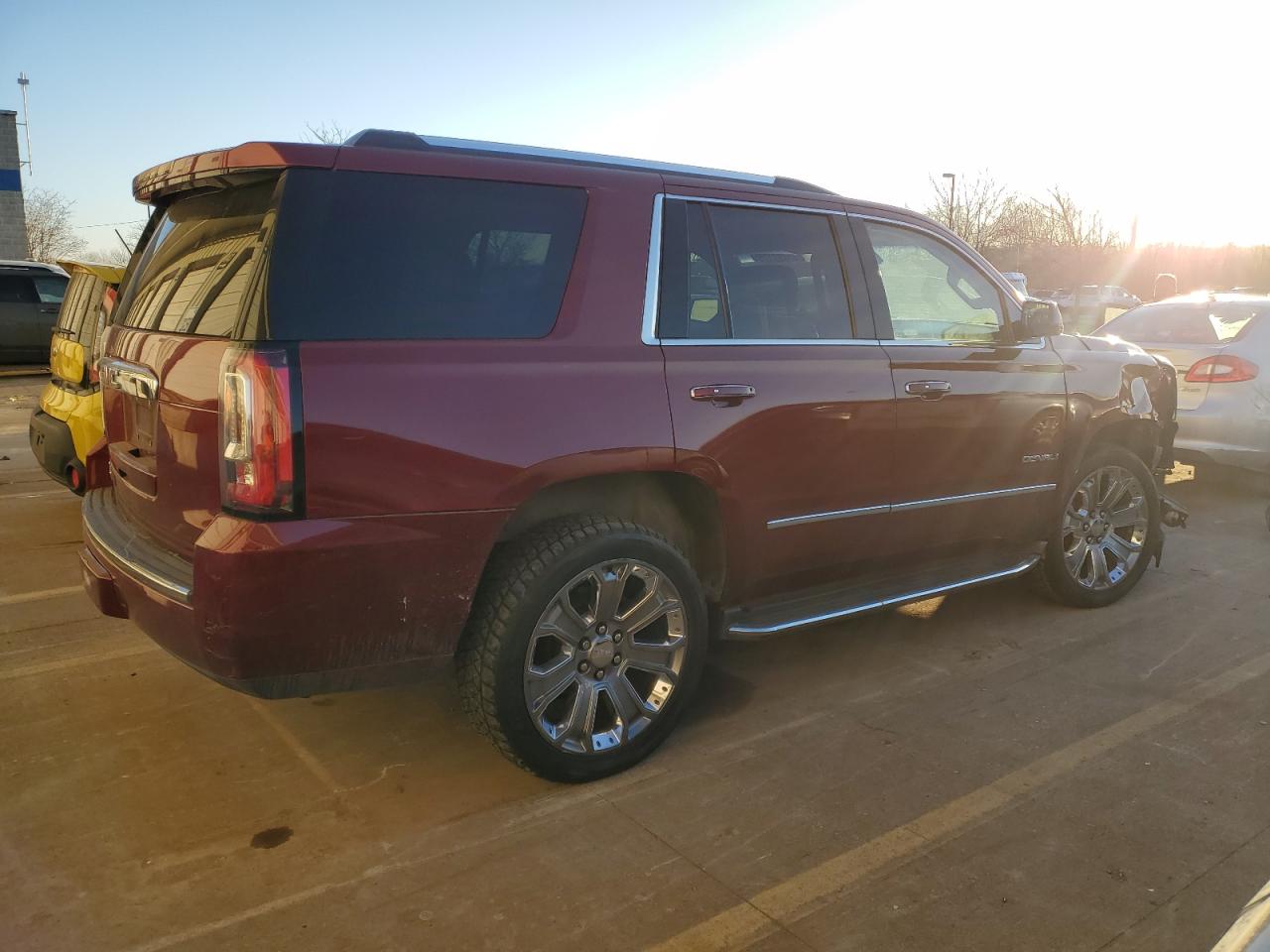 2016 GMC Yukon - Image 3