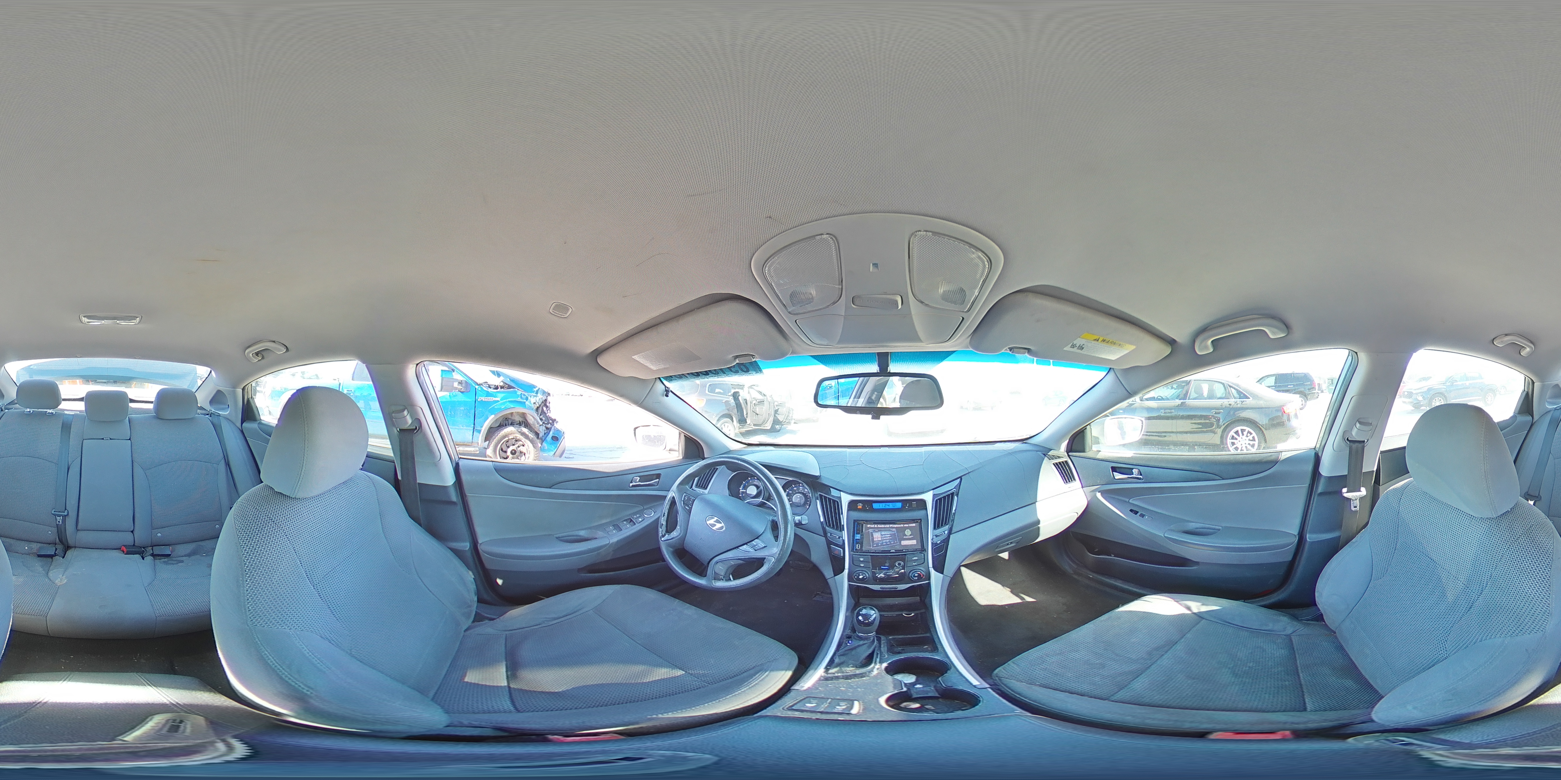 2013 Hyundai Sonata - Image 13