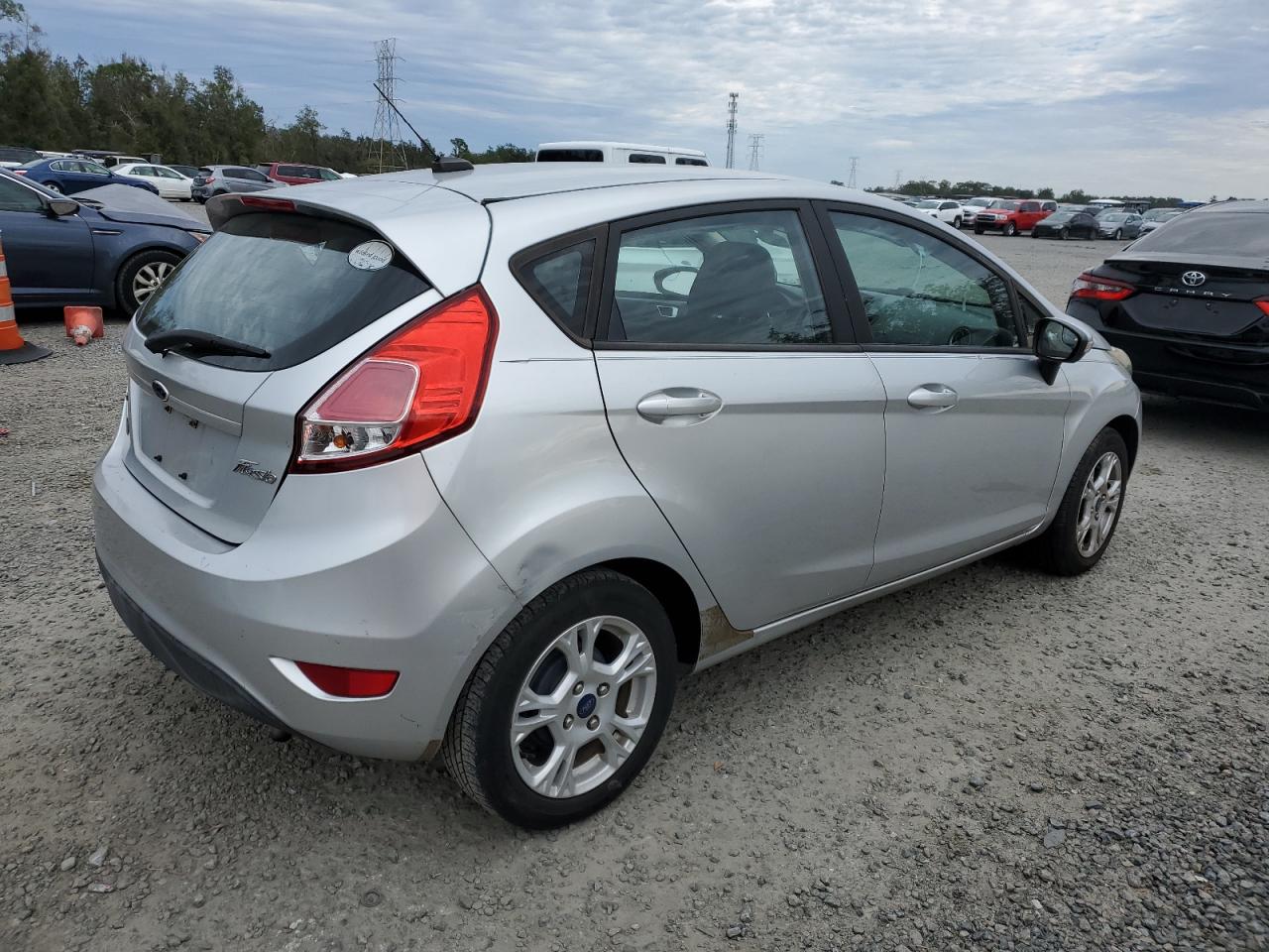 2015 Ford Fiesta - Image 3