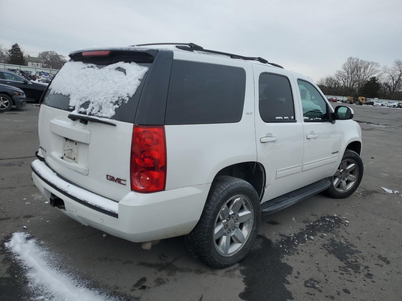 2013 GMC Yukon - Image 3