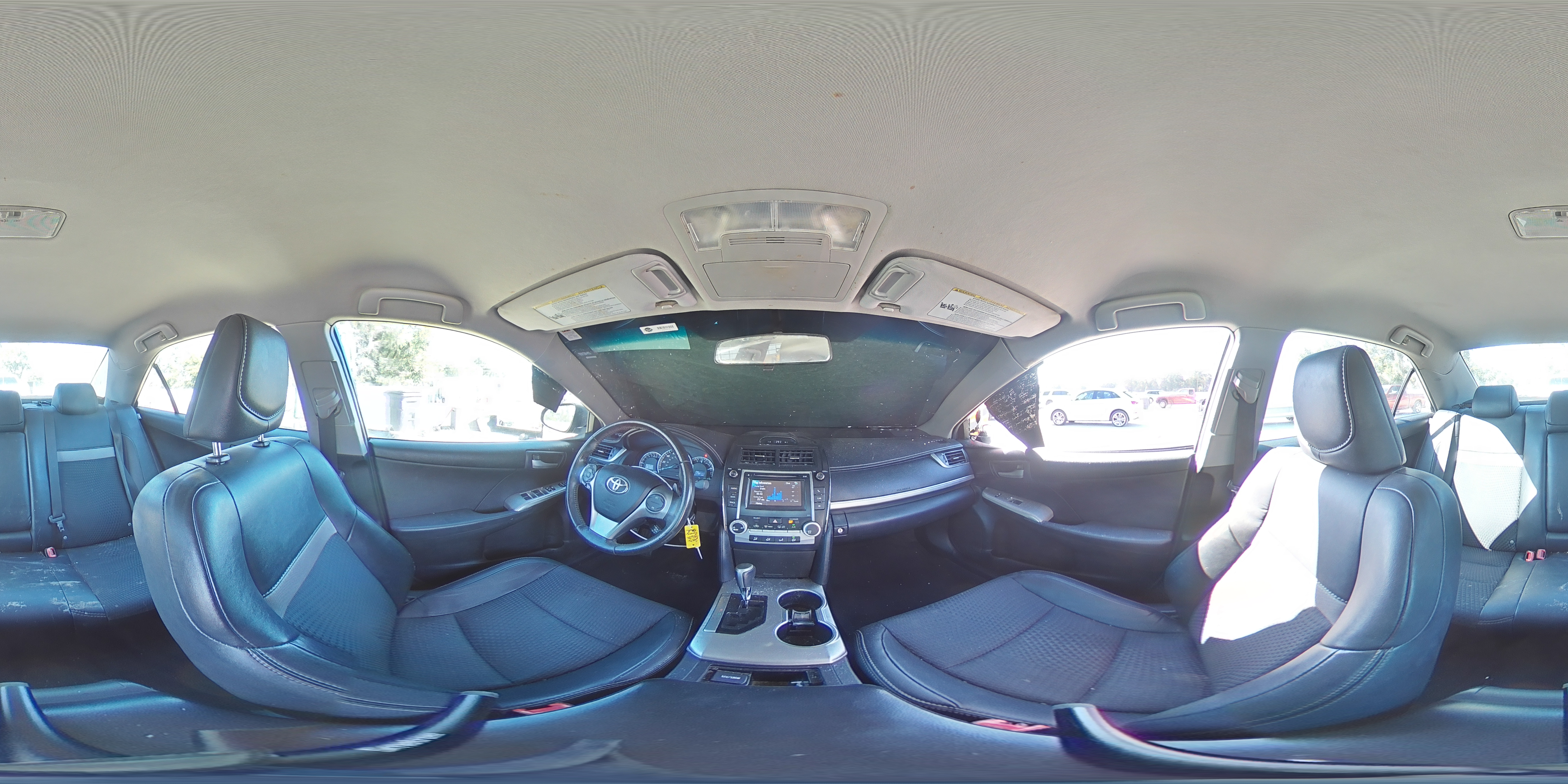 2012 Toyota Camry - Image 15