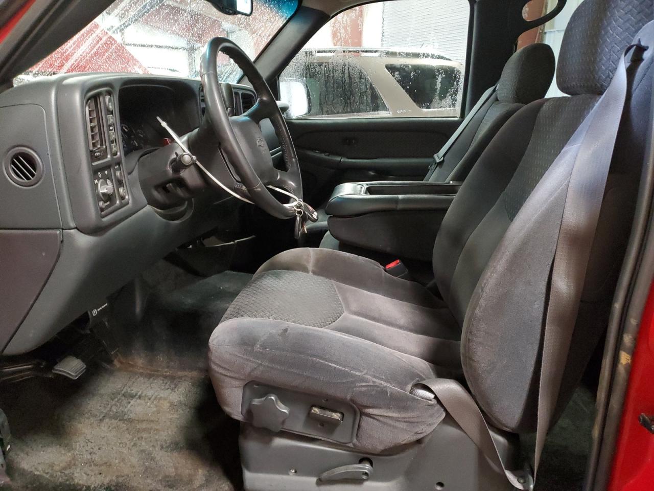 2002 Chevrolet Avalanche - Image 7