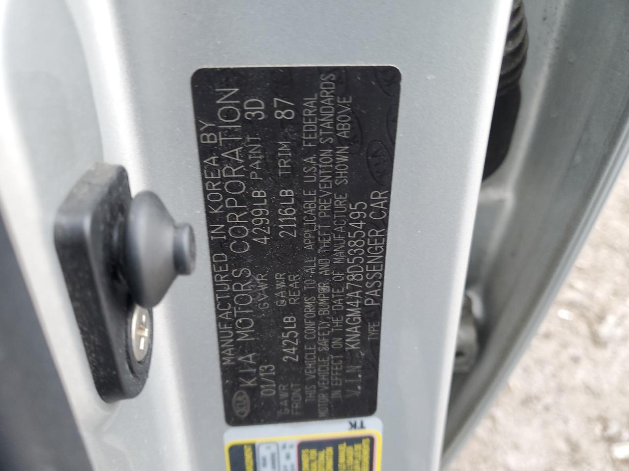 2013 Kia Optima - Image 13