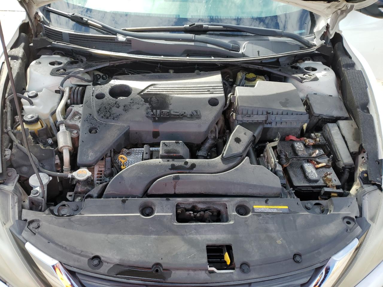 2017 Nissan Altima - Image 11