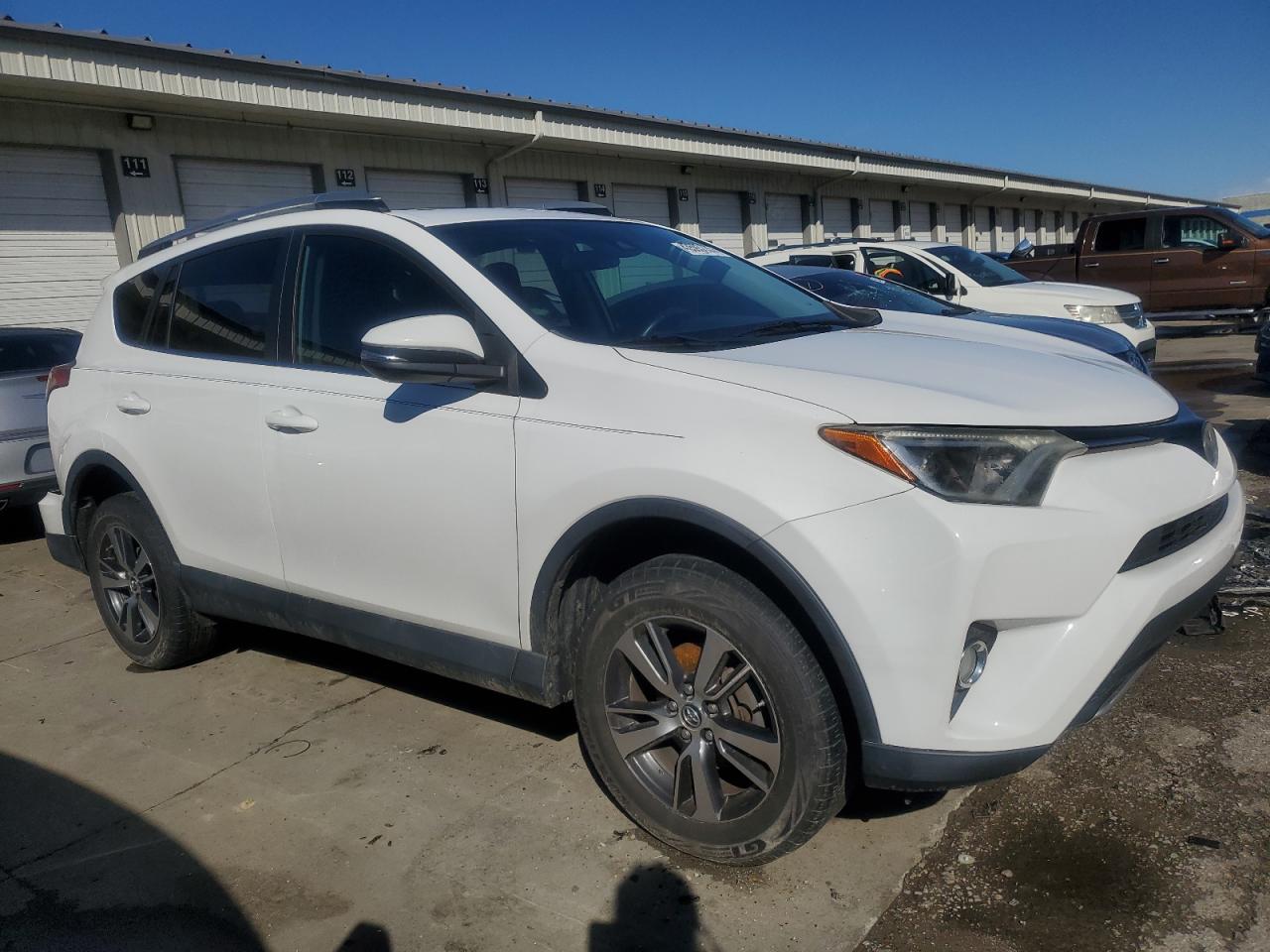 2018 Toyota RAV 4 - Image 4