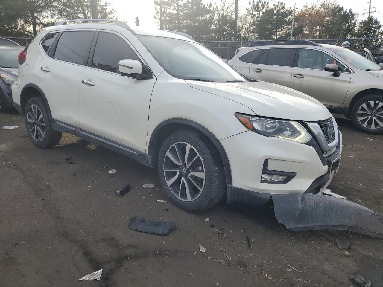 2019 Nissan Rogue - Image 4