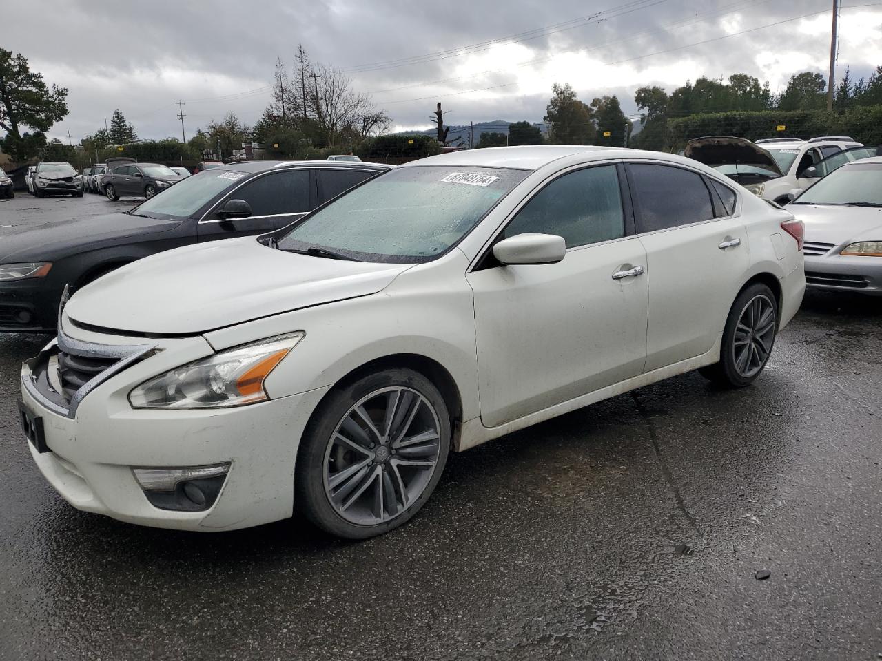 2013 Nissan Altima - Image 1
