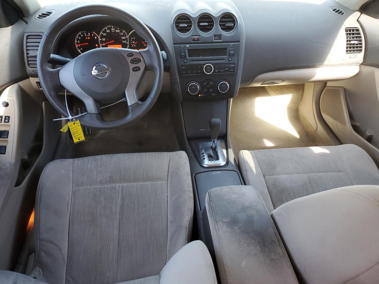 2011 Nissan Altima - Image 8