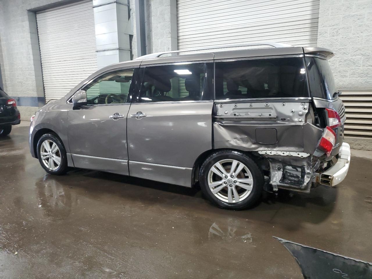 2015 Nissan Quest - Image 2