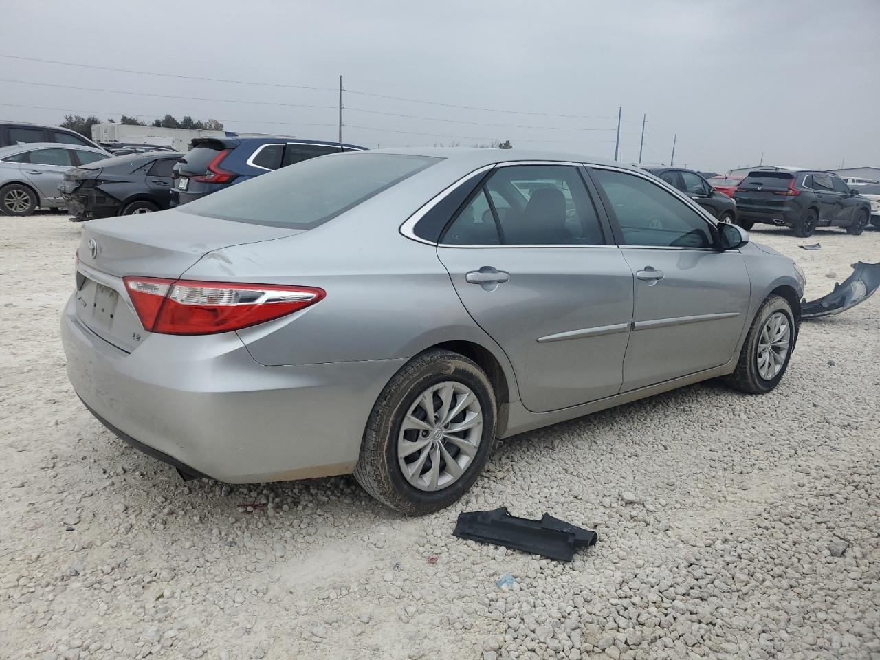 2015 Toyota Camry - Image 3