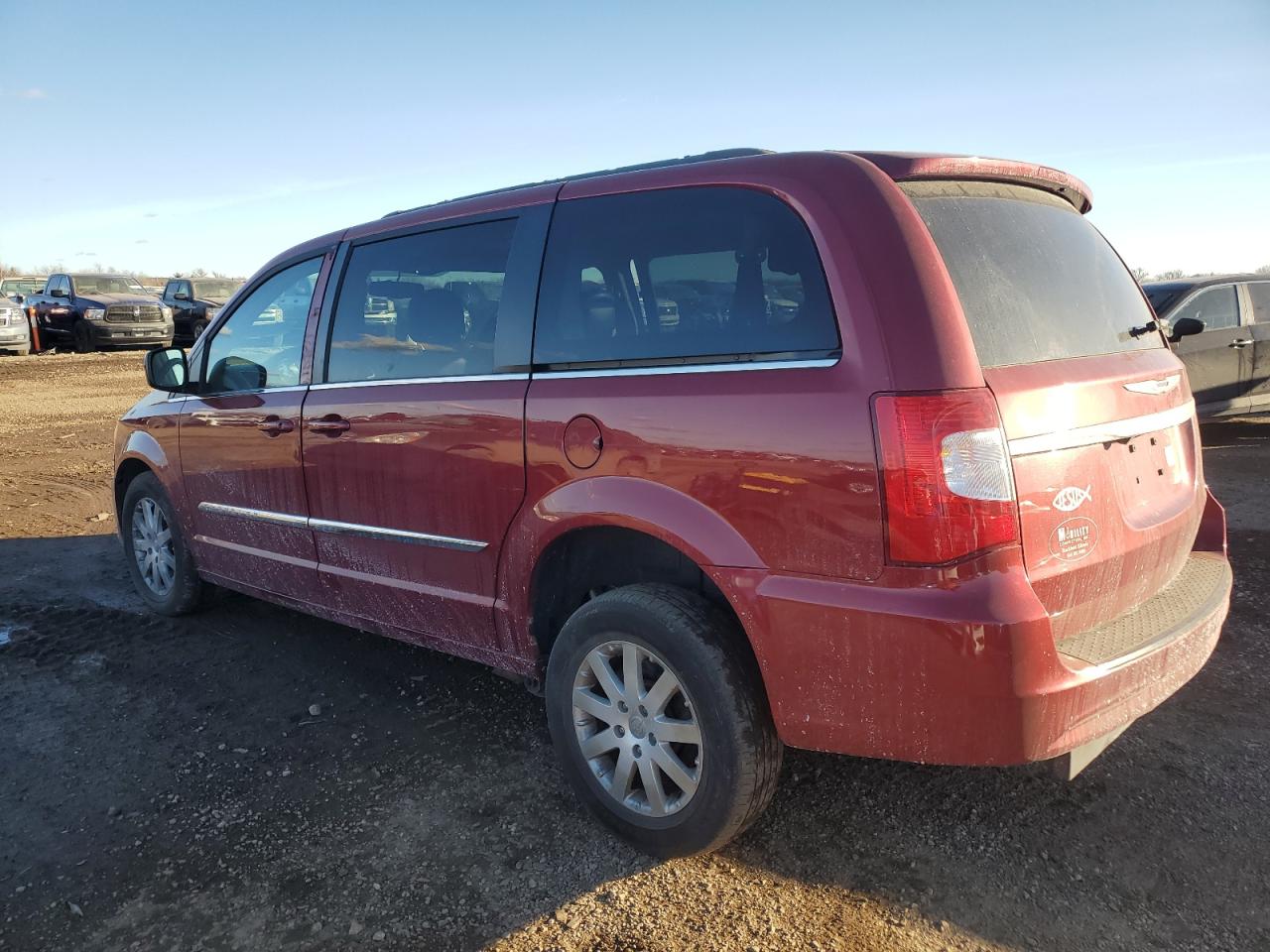 2014 Chrysler Town & Country - Image 2