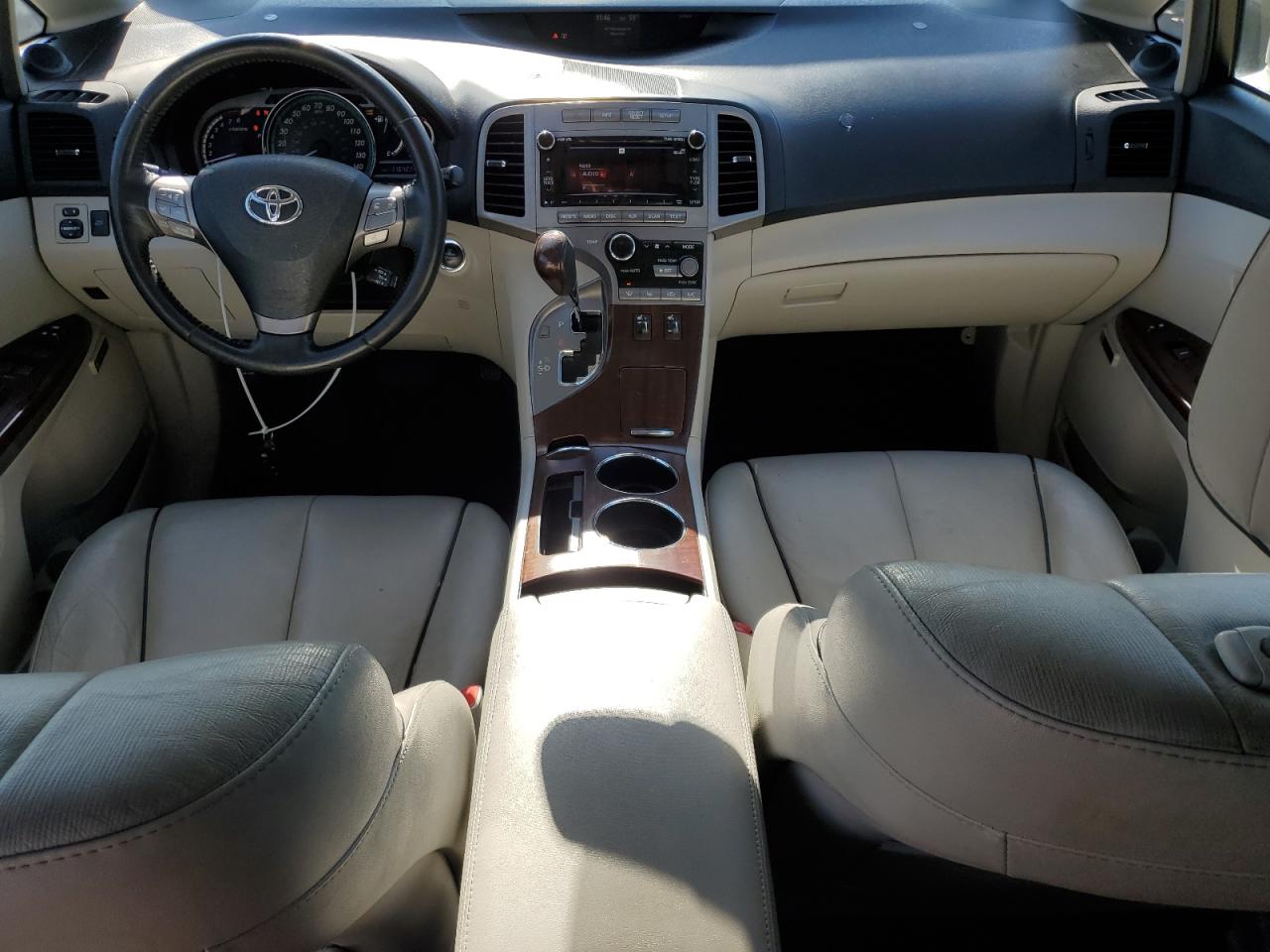 2012 Toyota Venza - Image 8